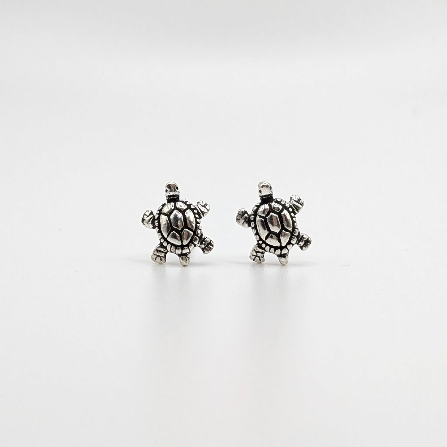 925 Sterling Silver Turtle Studs Unisex
