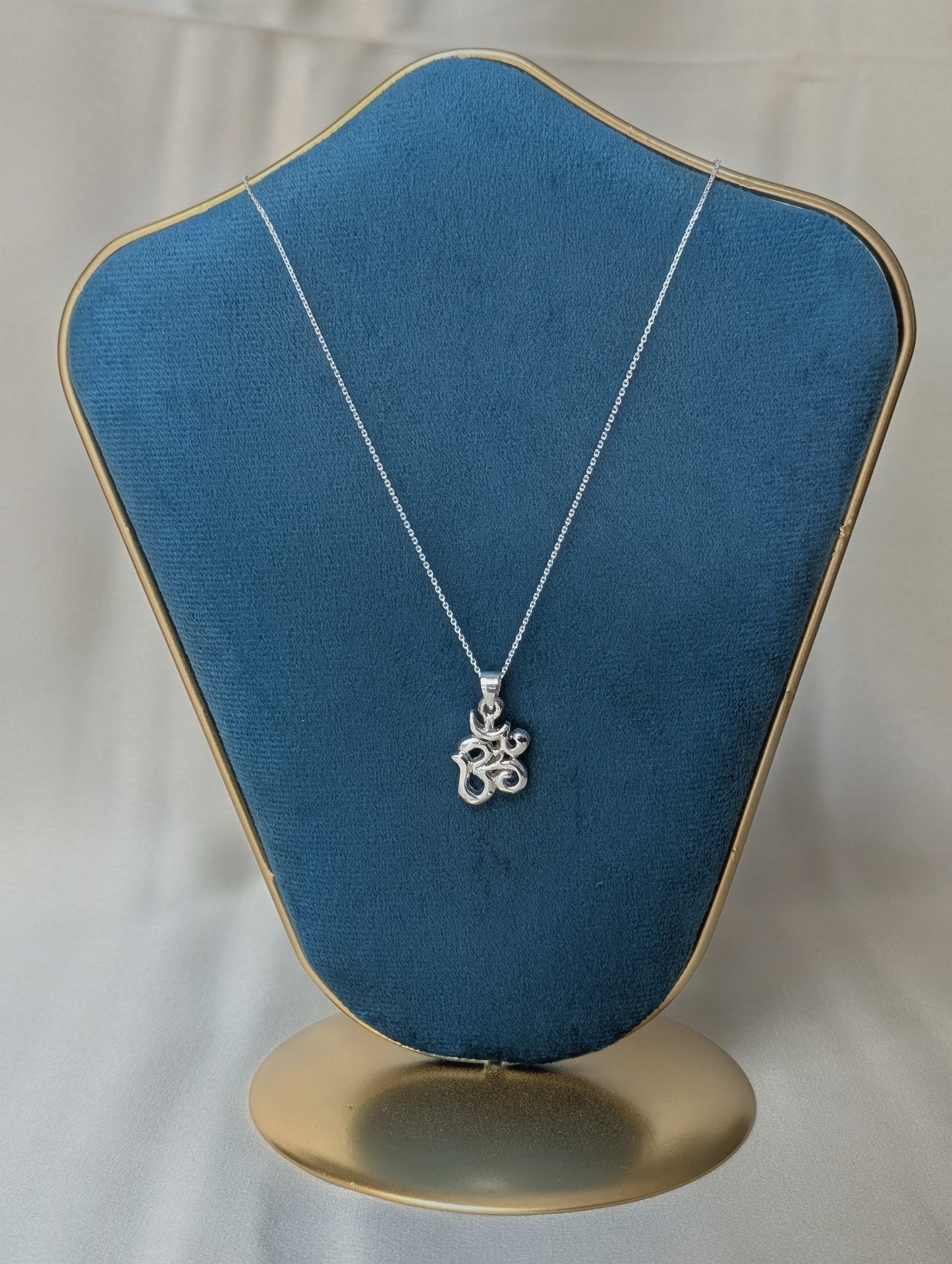 Om Pendant