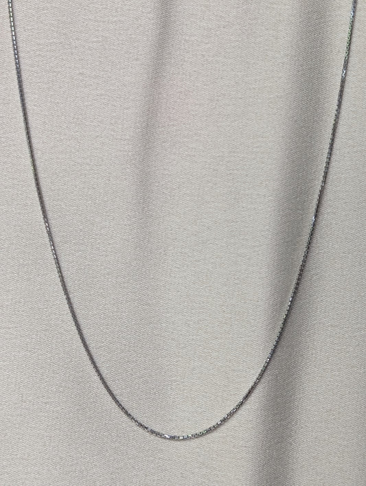 R. Box Chain 18"