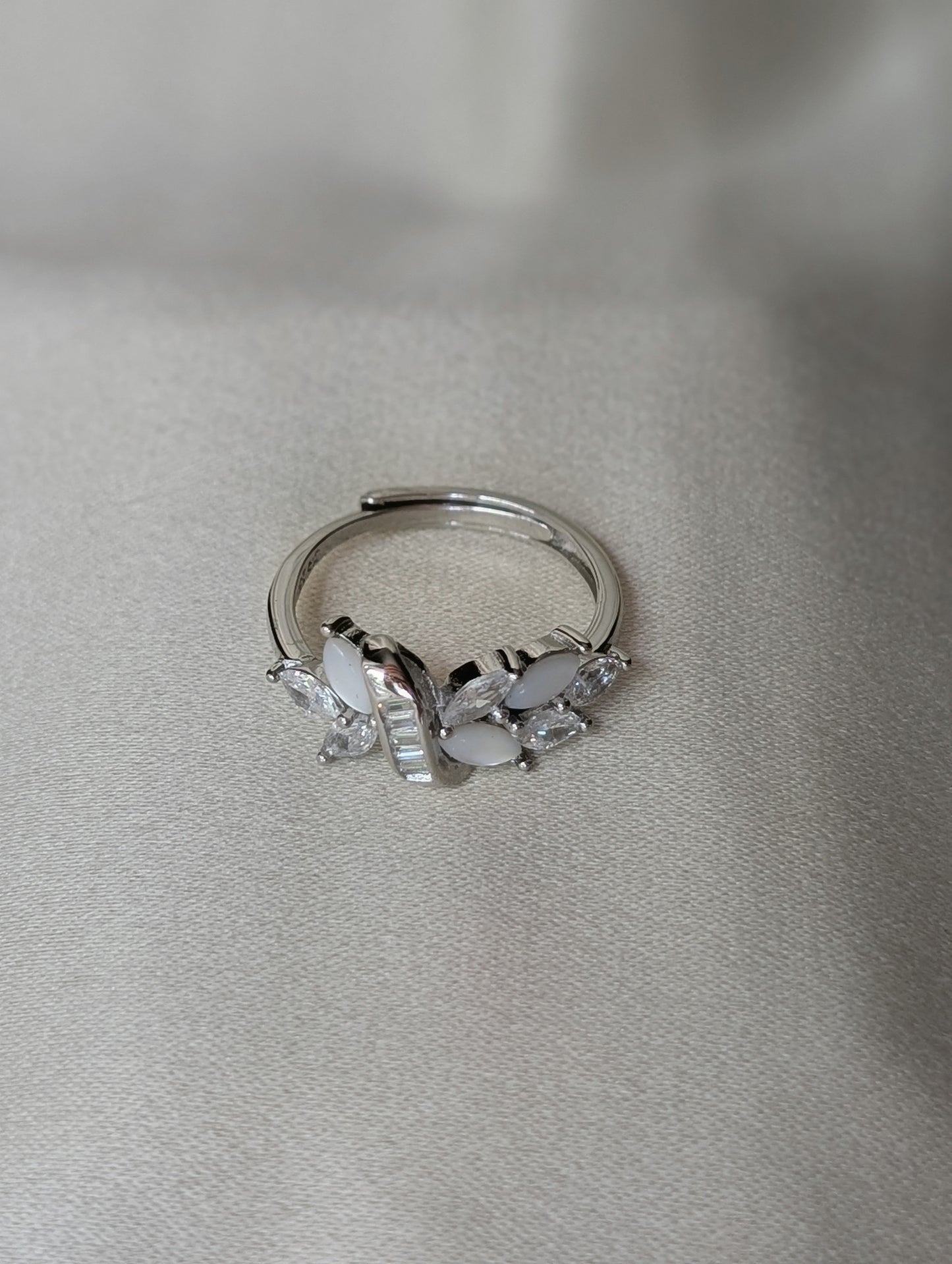 Zircon Leaf DC Set