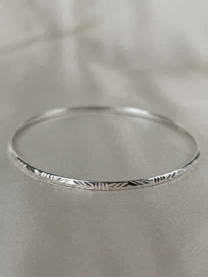 Diamond Cut Bracelet Bangle