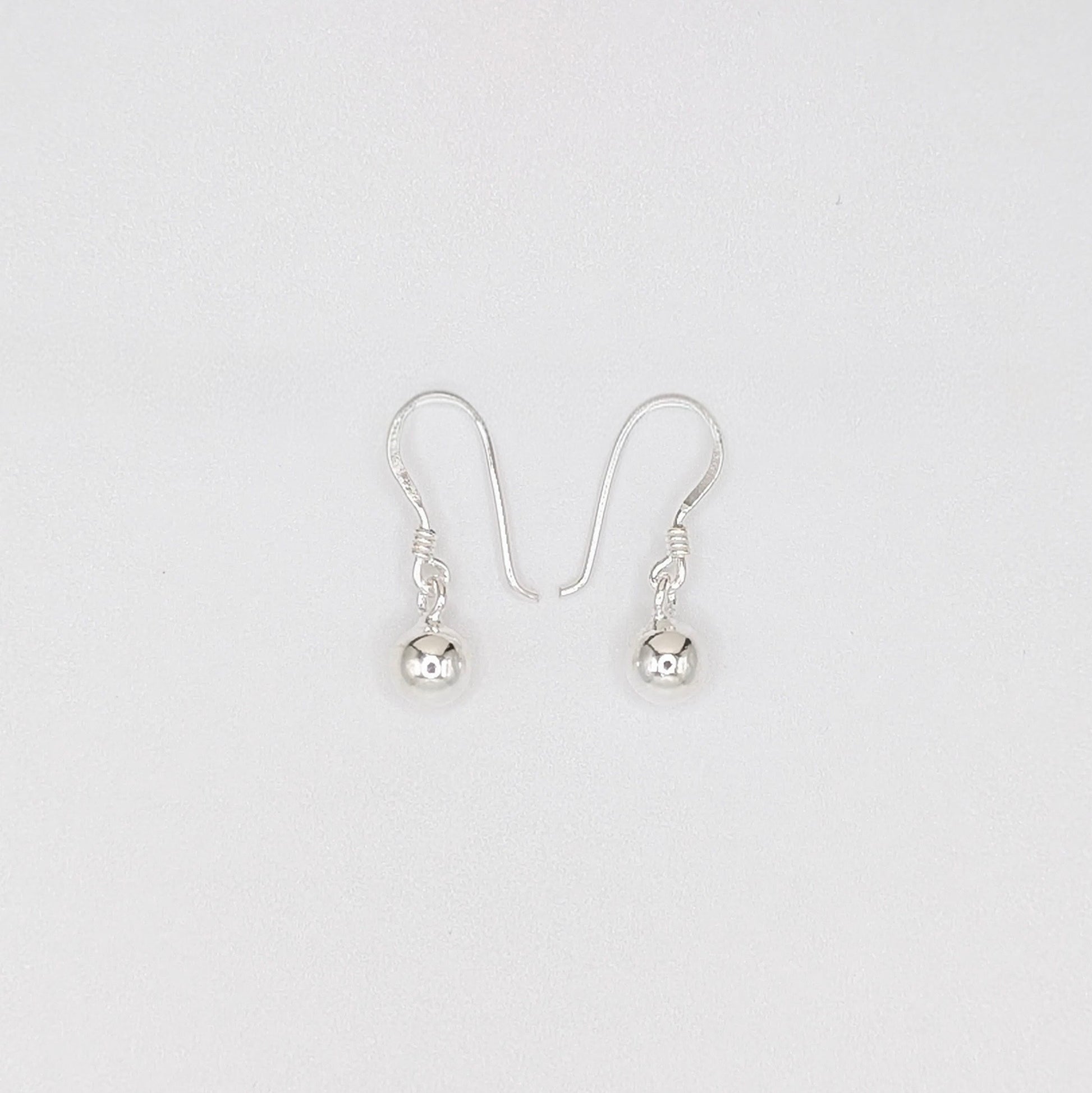 925 Sterling Silver Ball Earrings