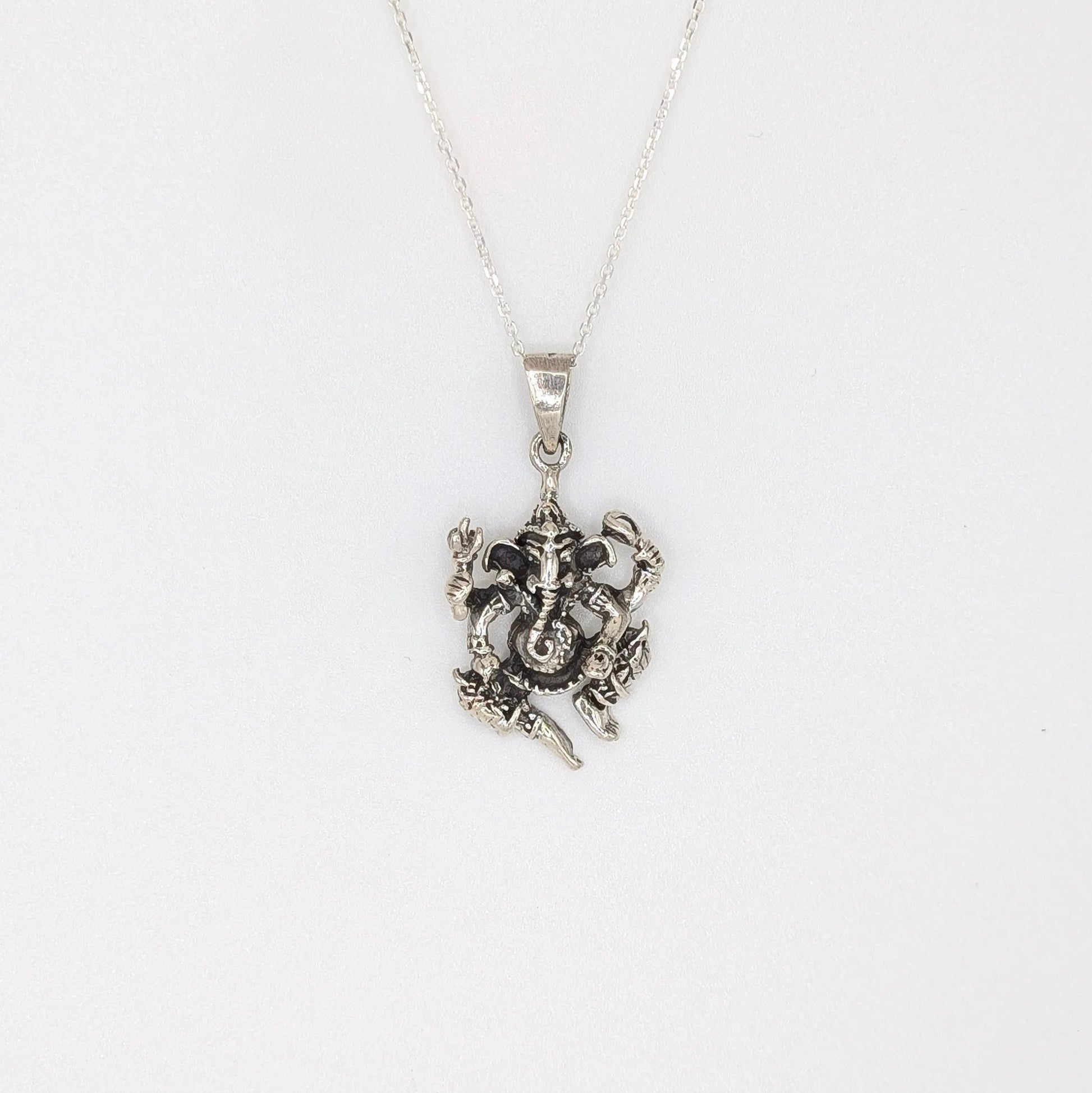 925 Sterling Silver Lord Ganesh Pendant - Unisex / Spiritual
