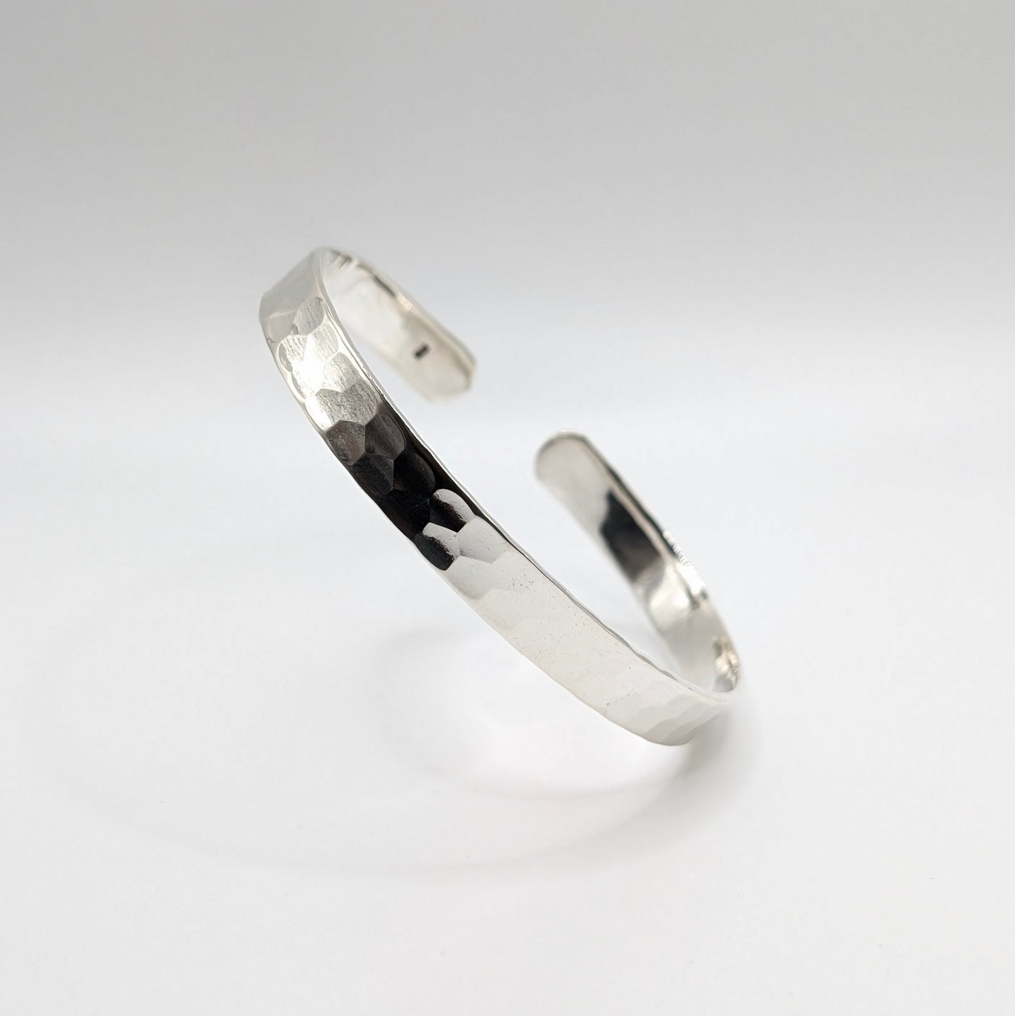 925 Sterling Silver Hammer Bracelet 8mm