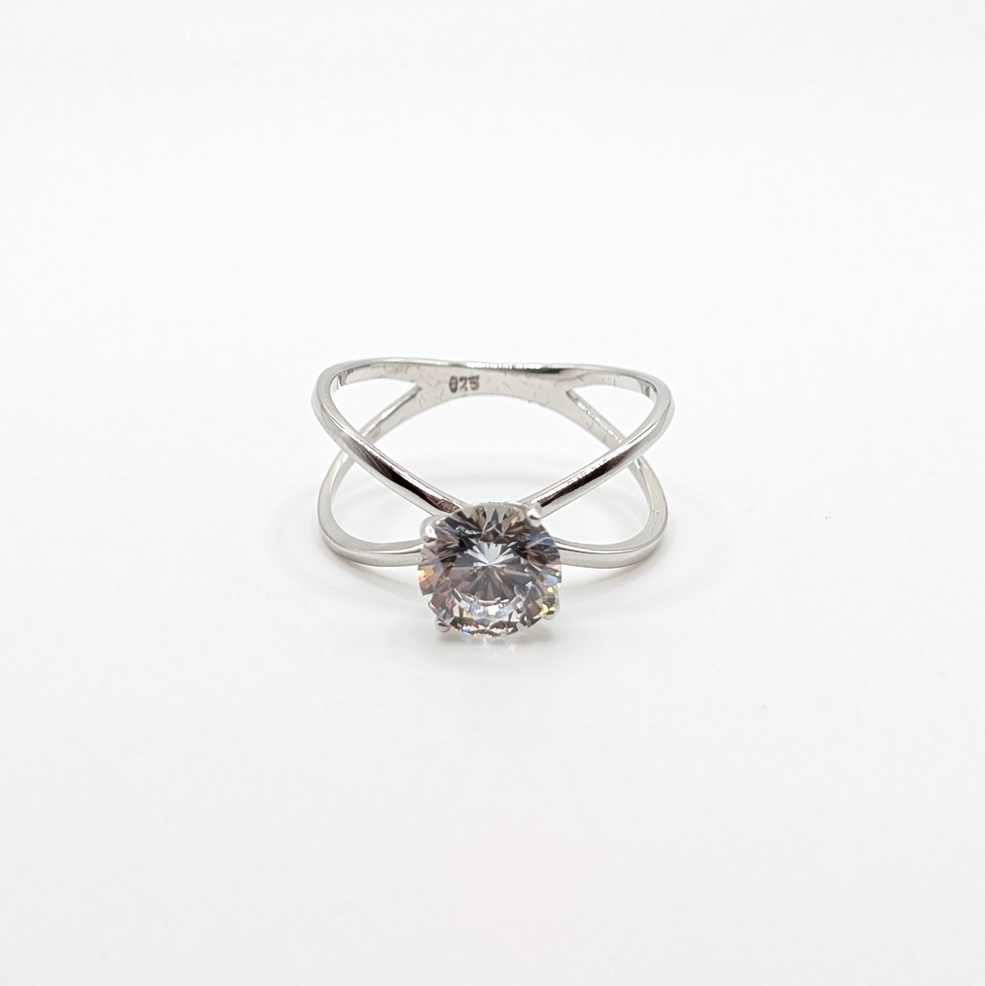 925 Sterling Silver Women's Infinity Ring - Elegant Wear