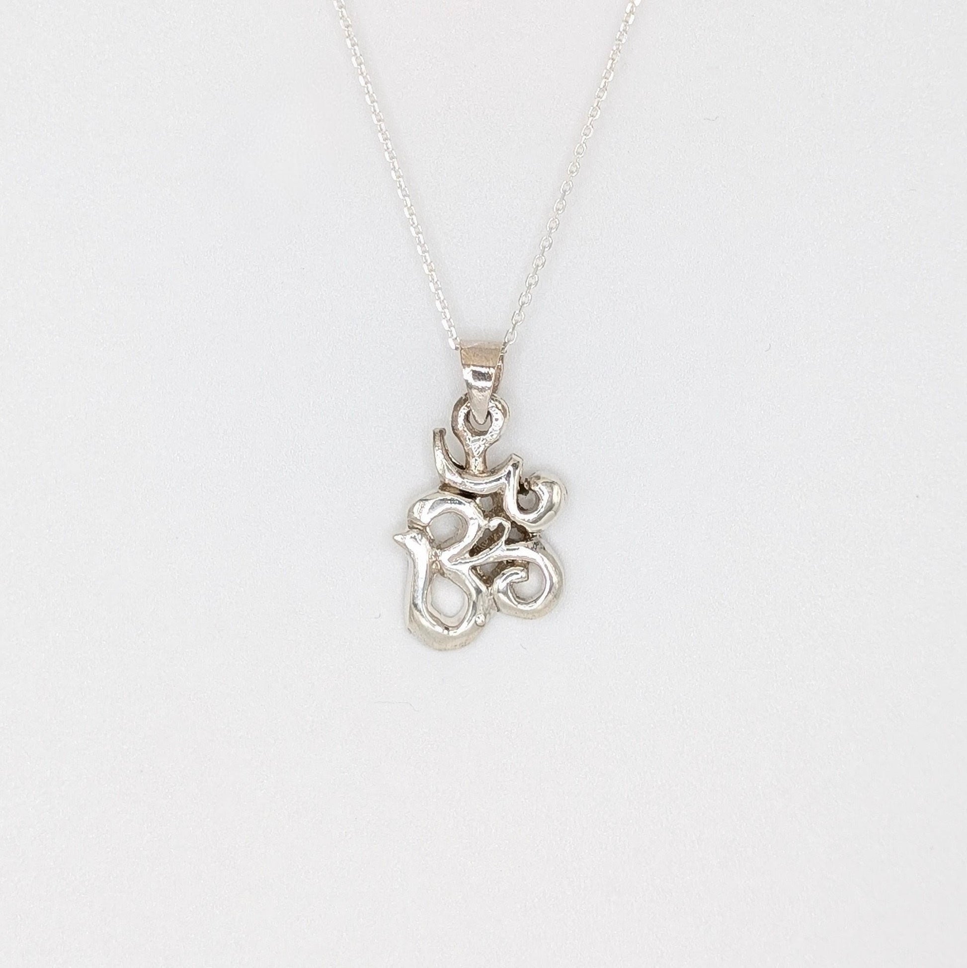 925 Sterling Silver Om Pendant Spiritual