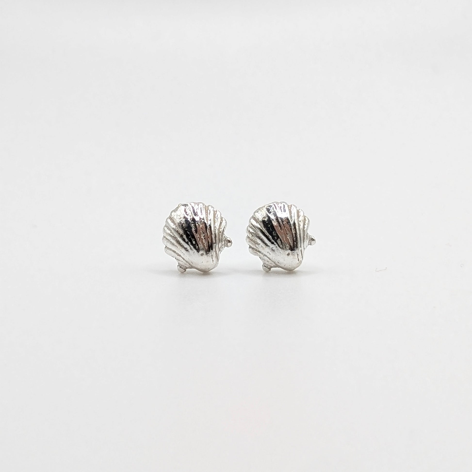 925 Sterling Silver Shell Studs Earrings 