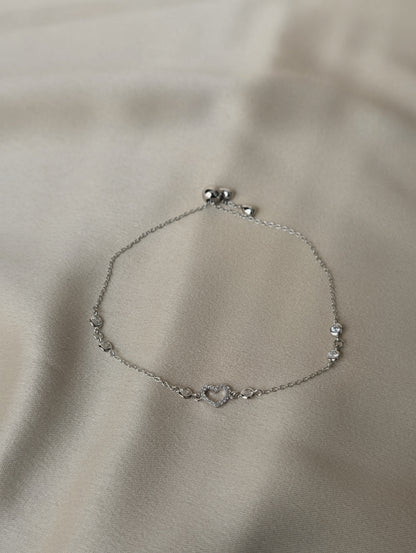 Heart Charm Adj. Bracelet
