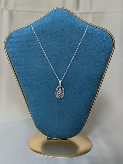 Ganapathi Pendant D1.