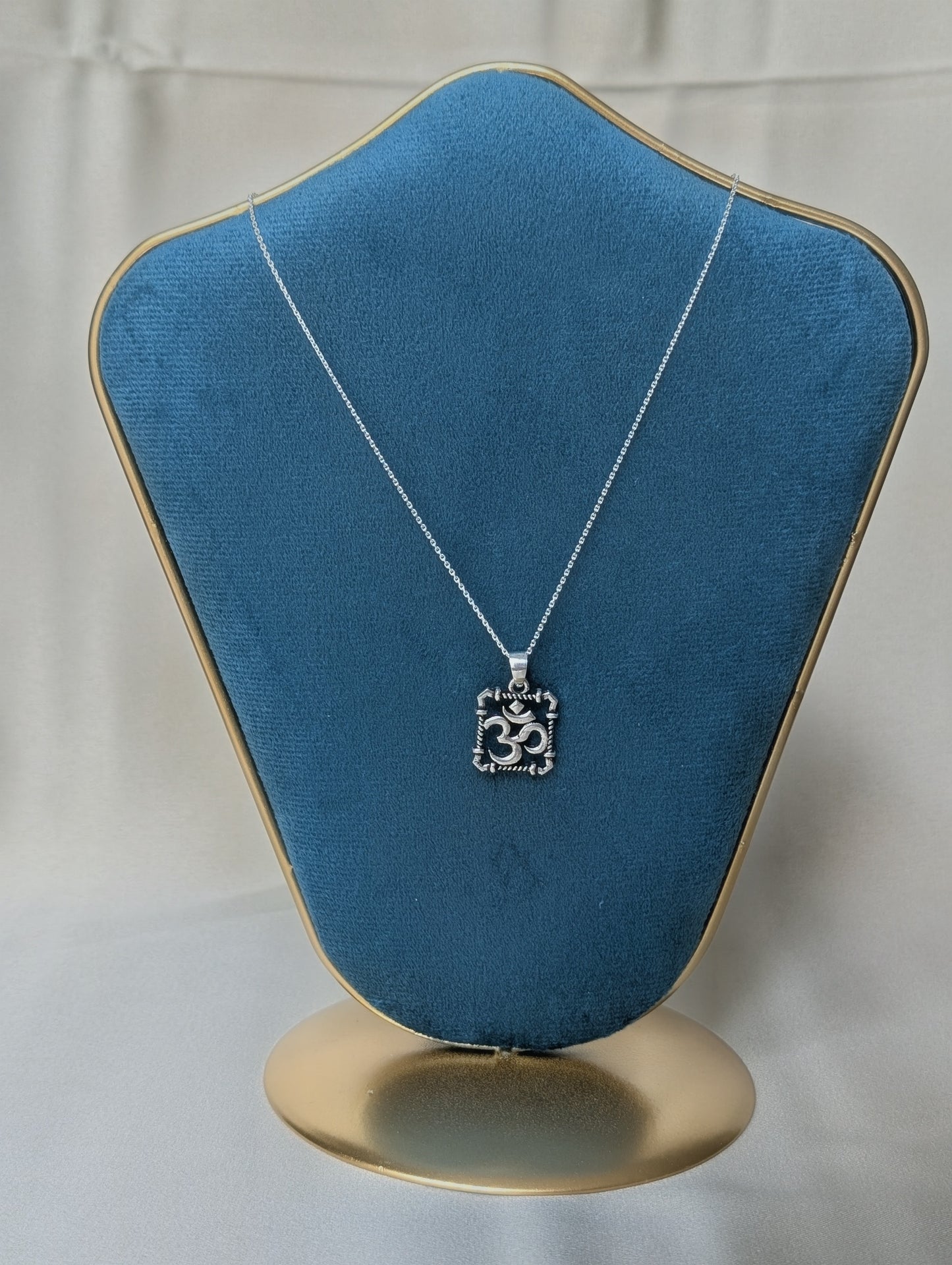Om Pendant