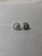 Shell Studs