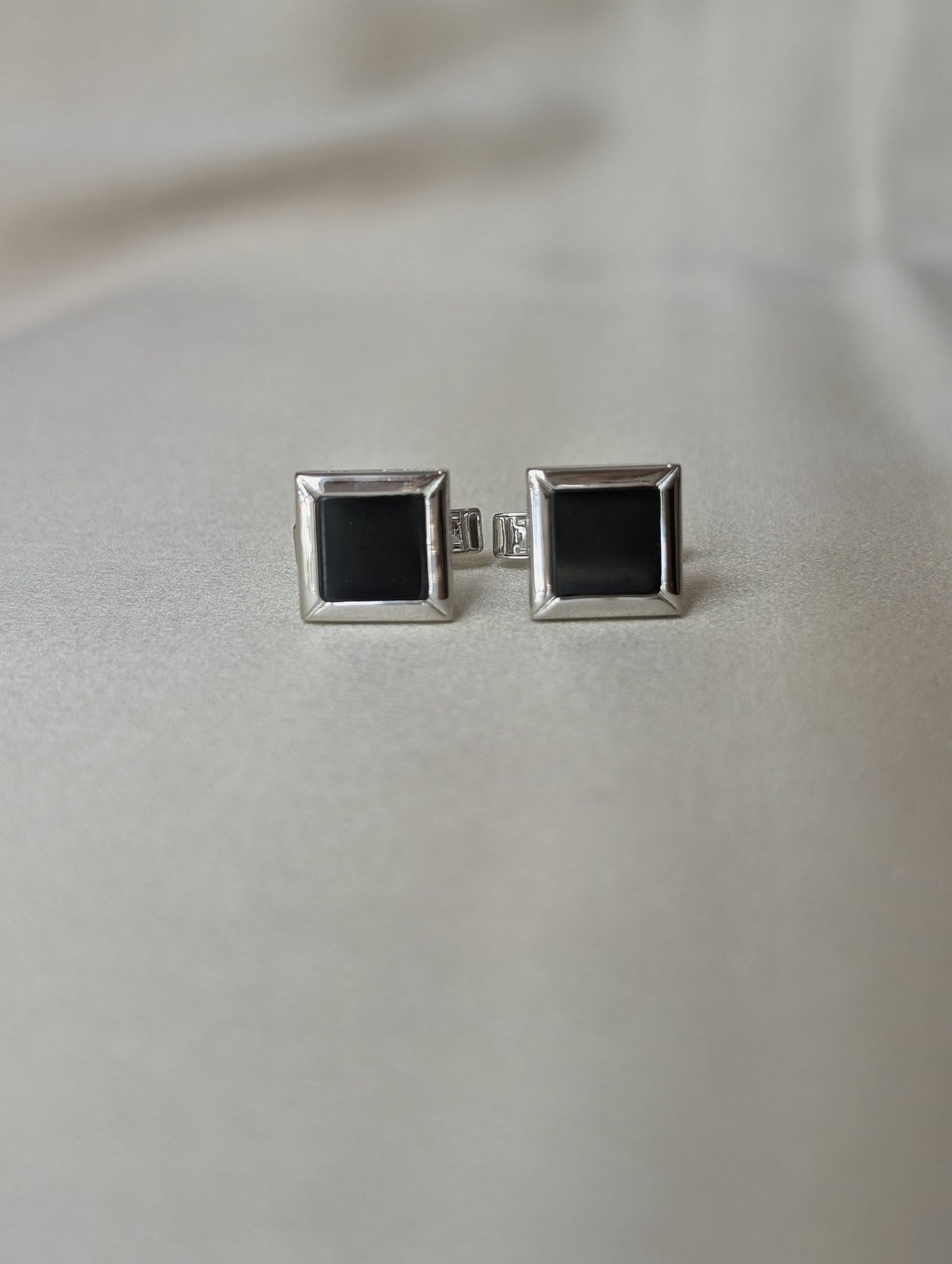 Cufflinks