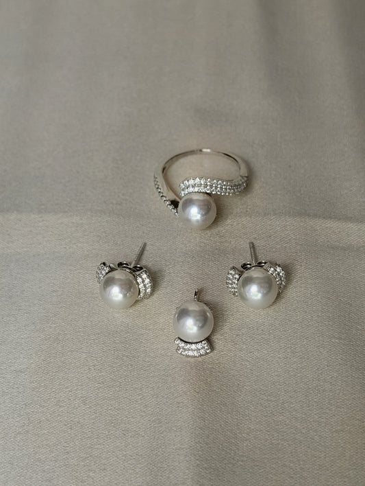 Pearl Half Set