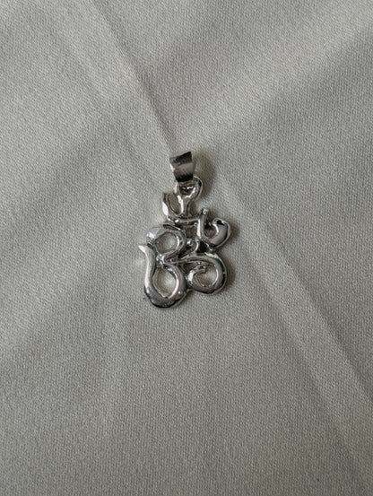 Om Pendant