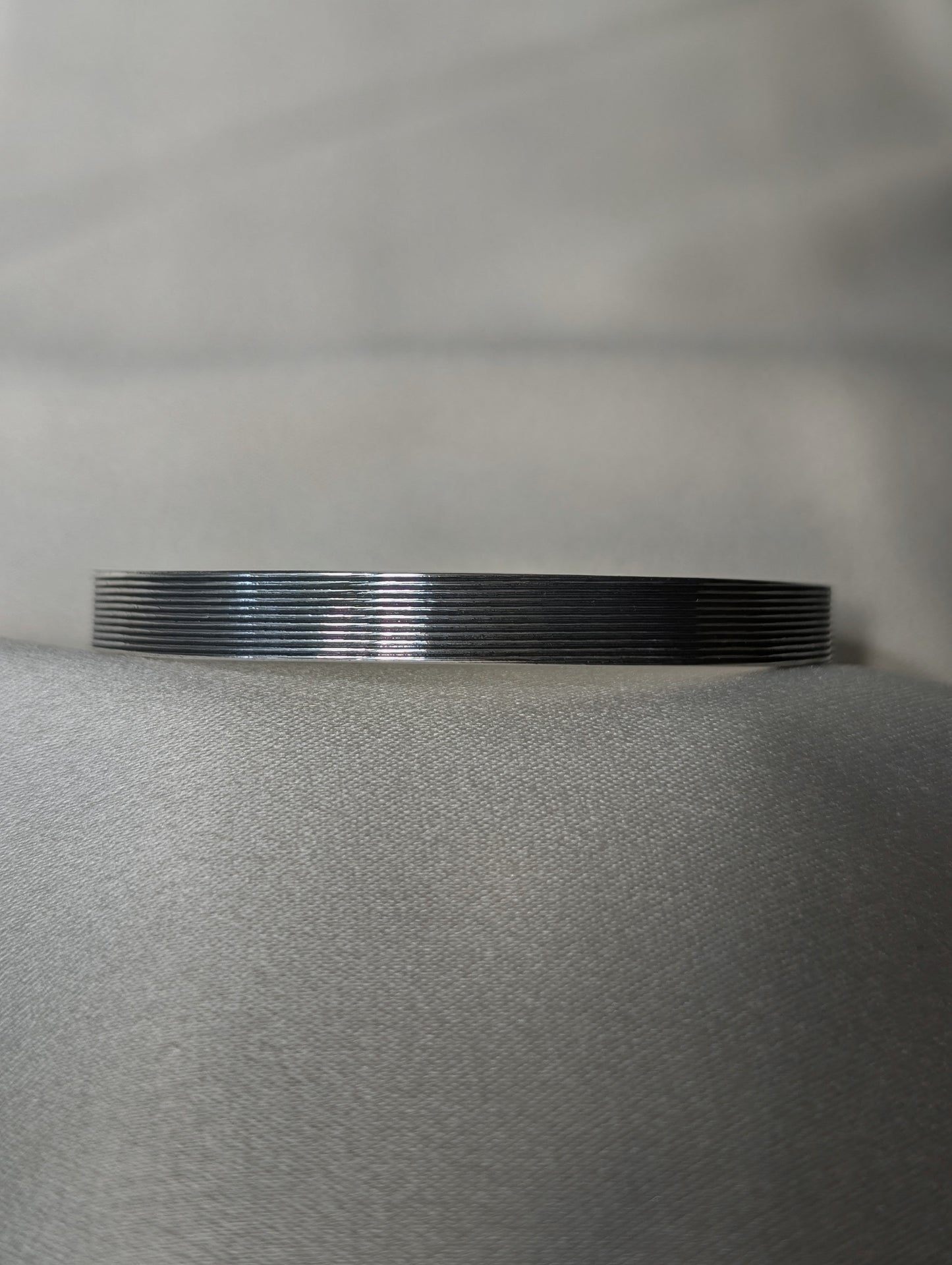 Kada Bracelet (Line) 8mm