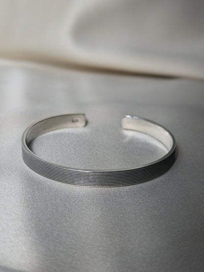 Kada Bracelet (Line) 8mm