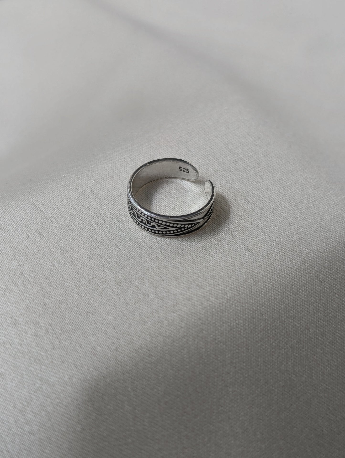 Toe Ring