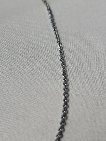 R. Cable Chain 18"
