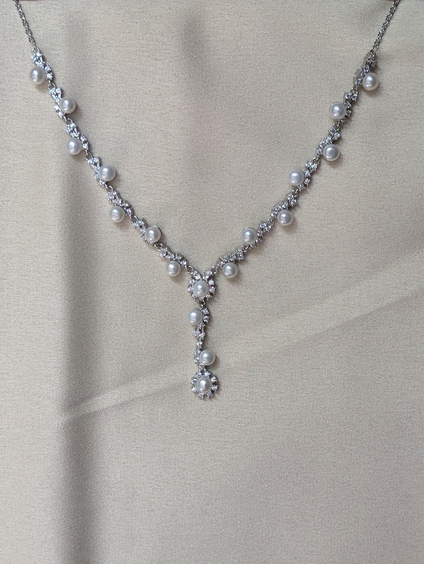Pearl Half Set