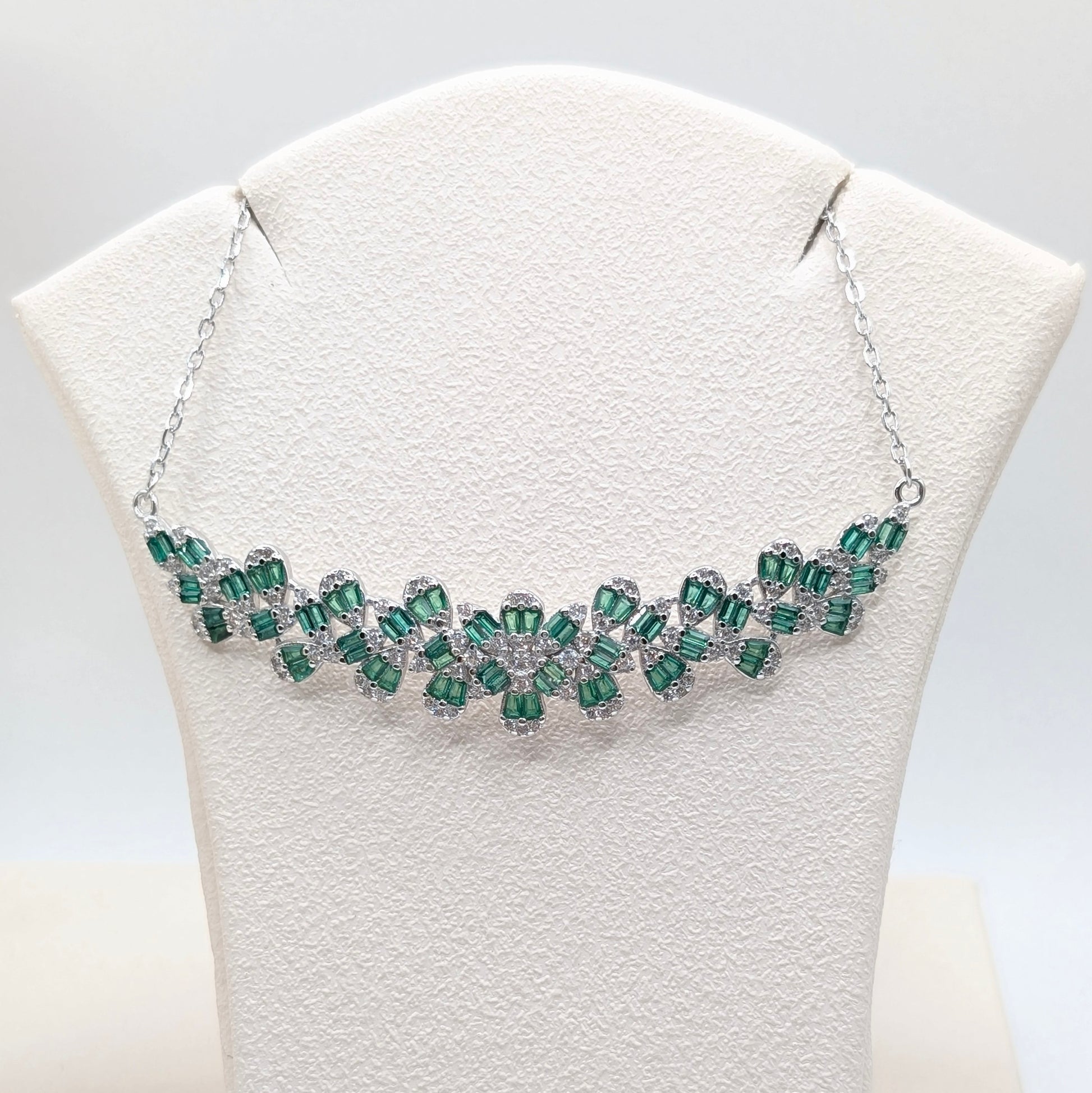 925 Sterling Silver Emerald Green Zircon Necklace Set - Necklace