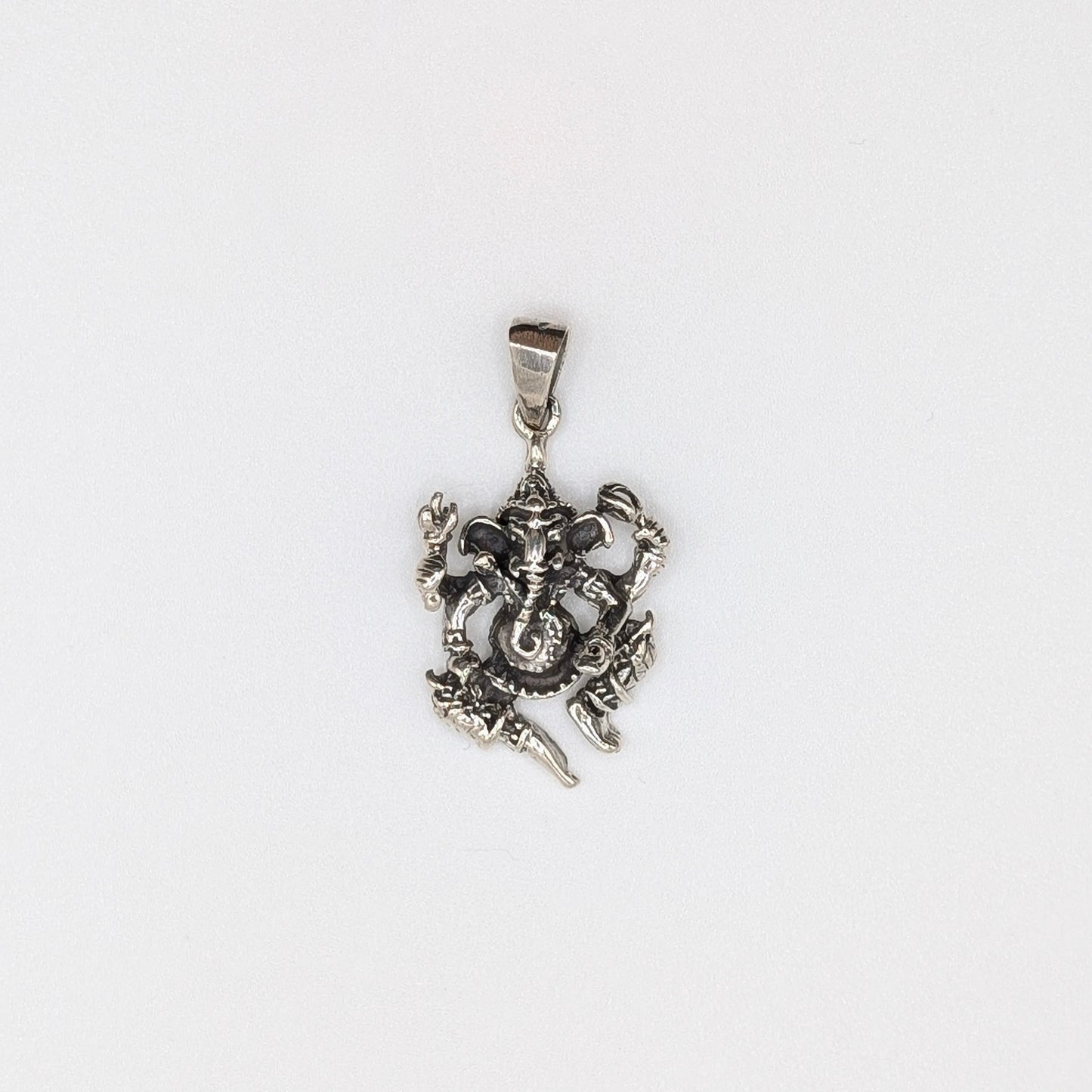 925 Sterling Silver Lord Ganesh Pendant - Unisex / Spiritual
