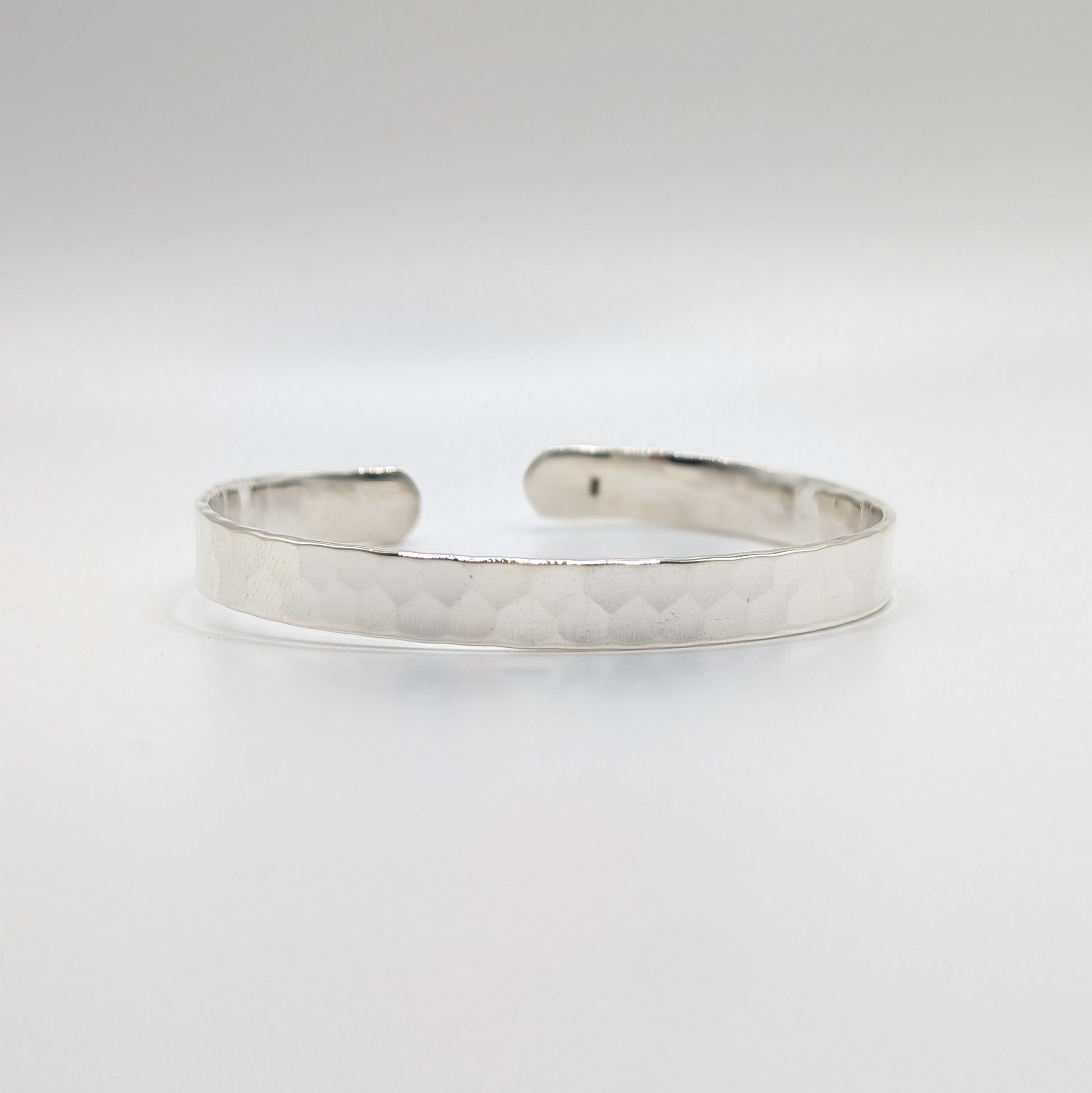 925 Sterling Silver Hammer Bracelet 8mm