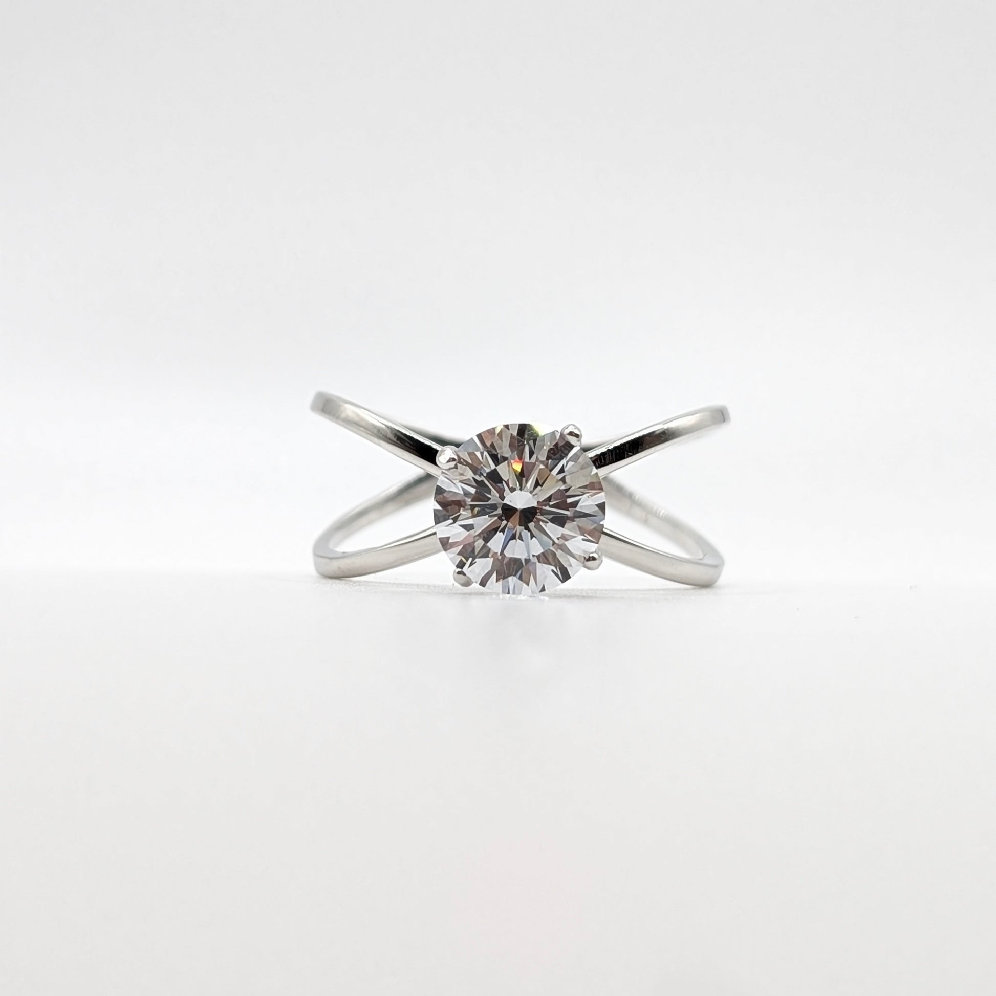 925 Sterling Silver Women's Infinity Ring - Elegant Wear