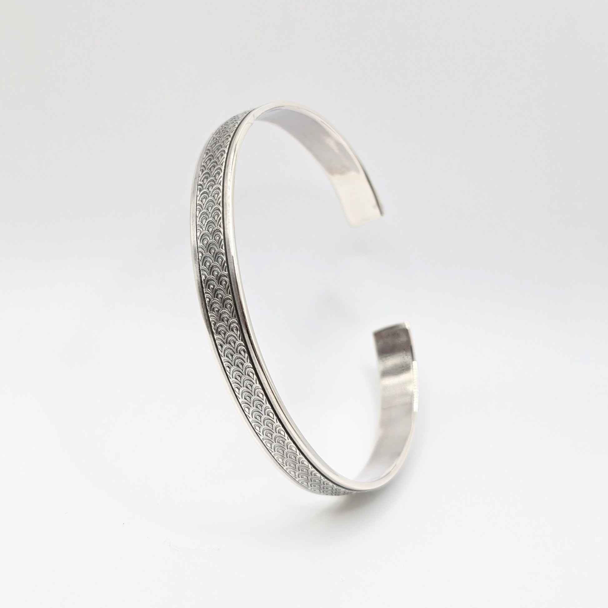 925 Sterling Silver Kada Bracelet with Peacock Feather Design.