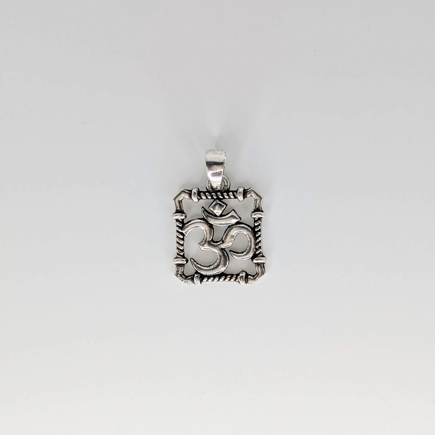 925 Sterling Silver Om Pendant Spiritual