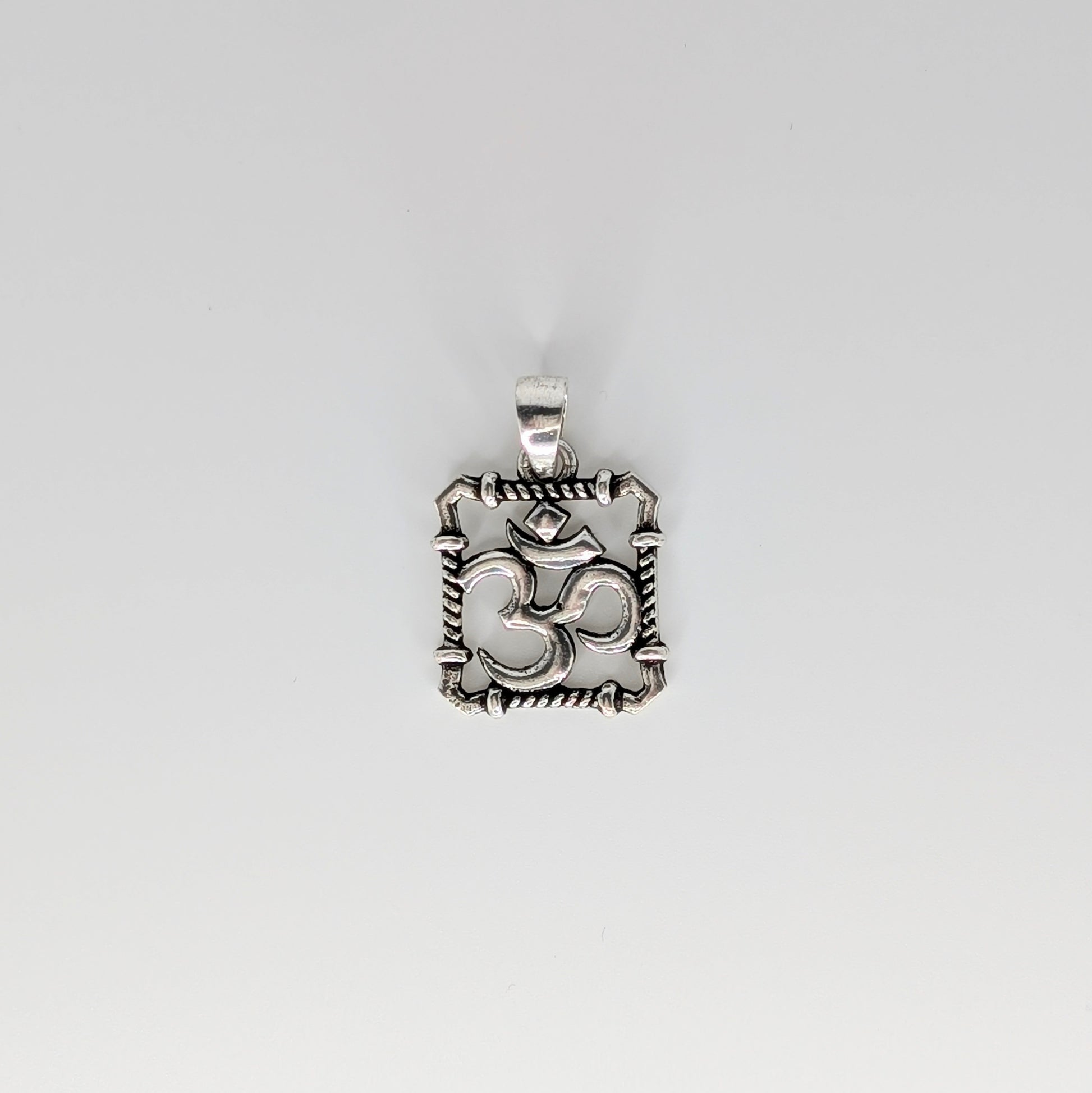 925 Sterling Silver Om Pendant Spiritual