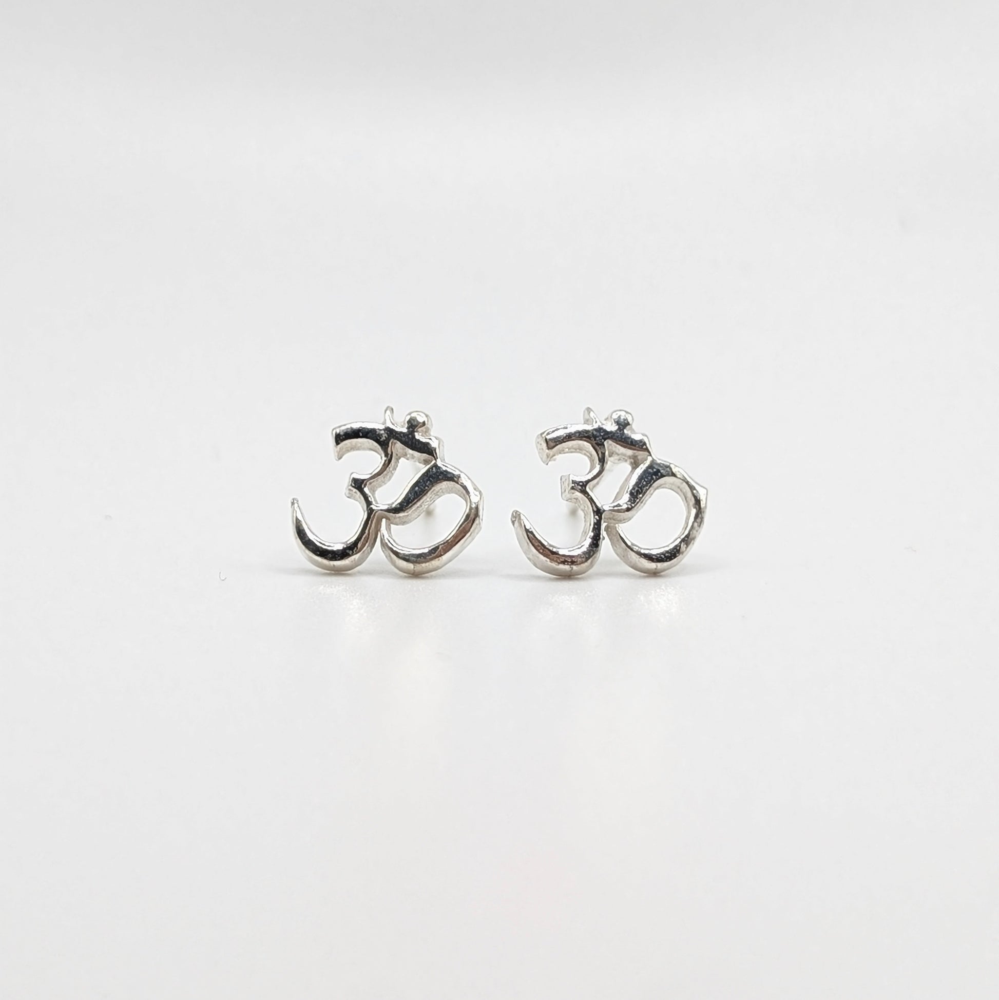 925 Sterling Silver Om Studs Spiritual / Unisex