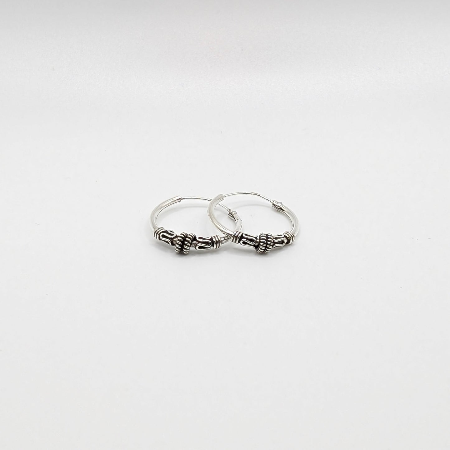 925 Sterling Silver Oxidized Bali Hoop Unisex