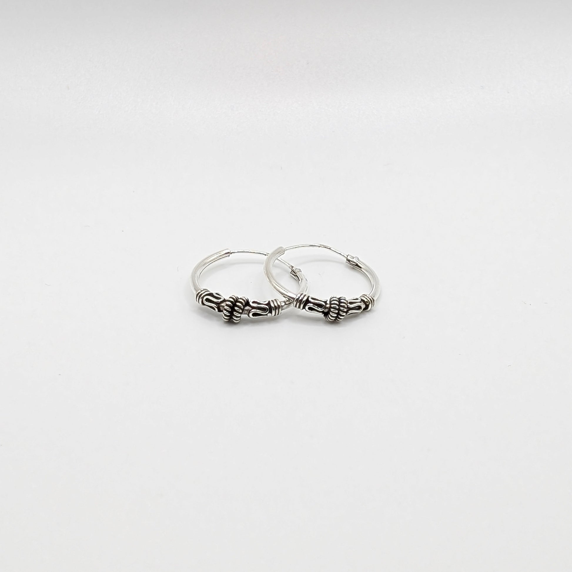 925 Sterling Silver Oxidized Bali Hoop Unisex