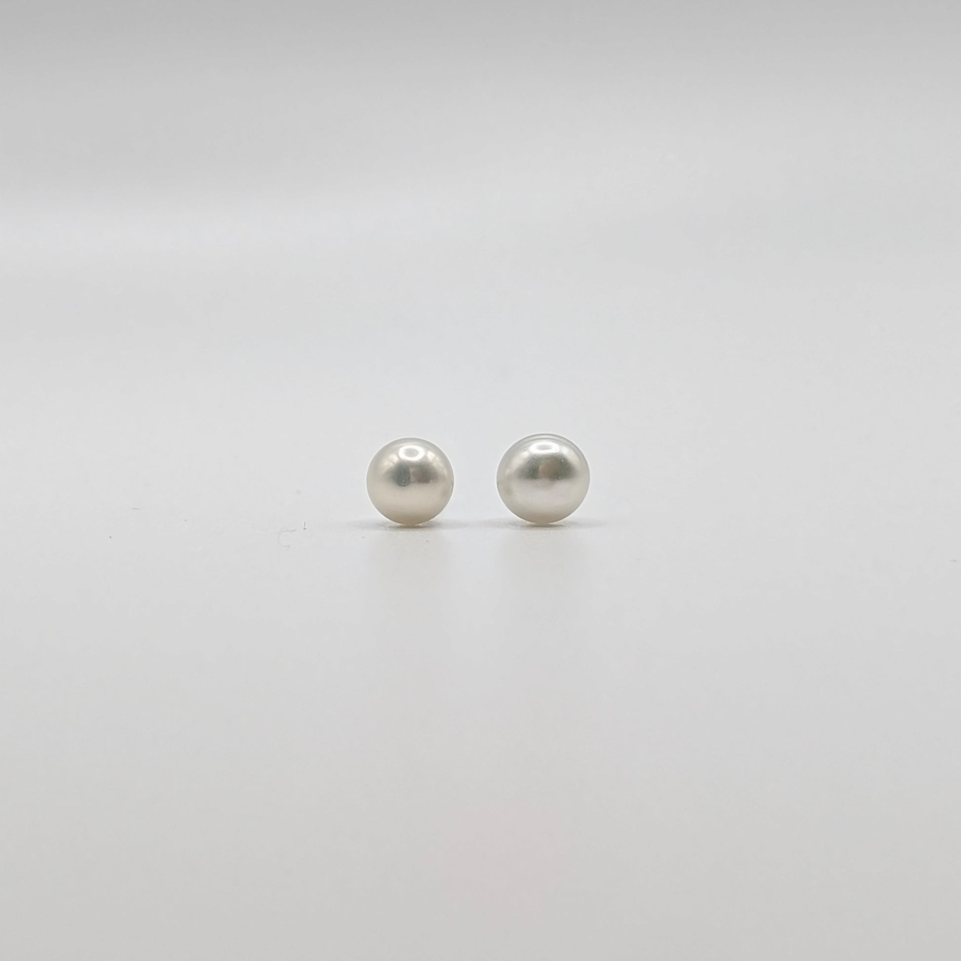 925 Sterling Silver Pearl Studs 6mm