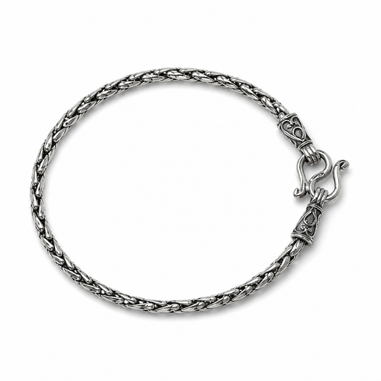 Polished sterling silver Spiga chain Bracelet with braided like design.