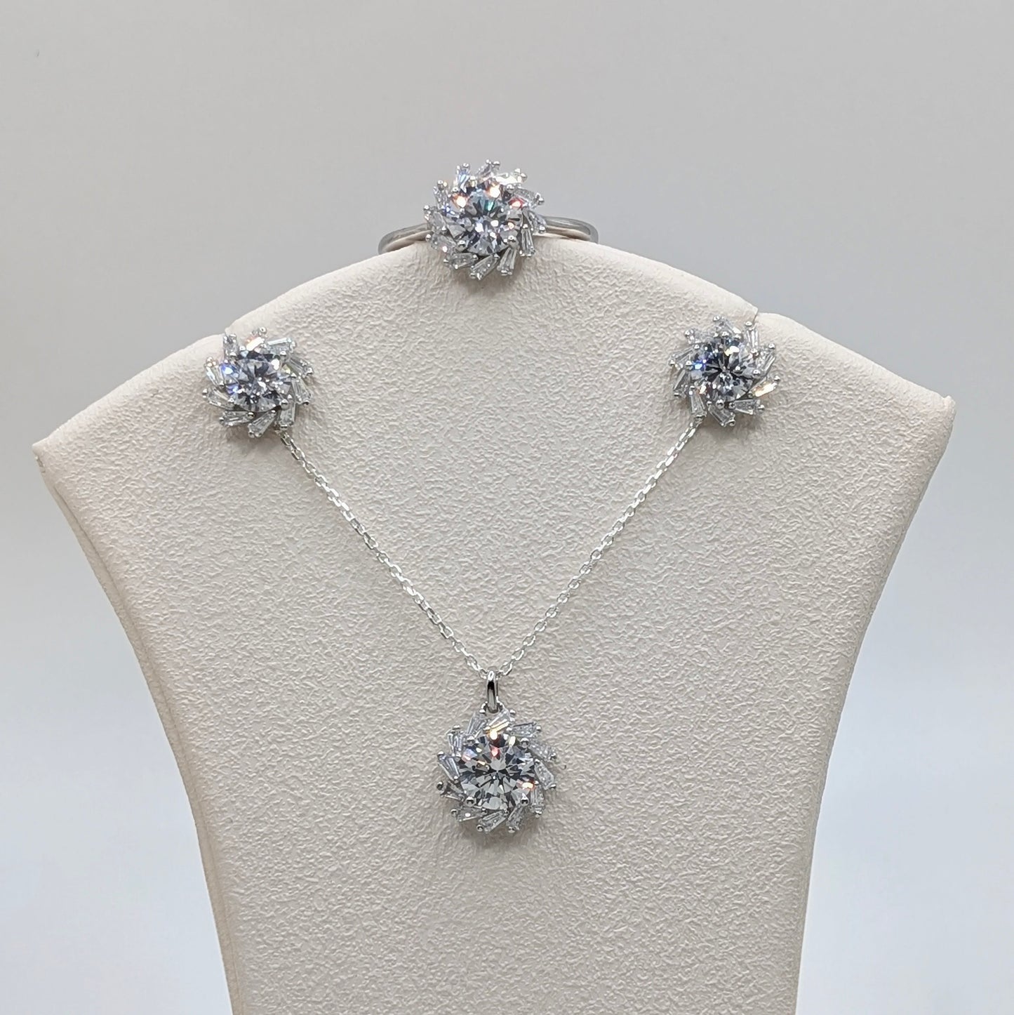 925 Sterling Silver Sunflower Necklace Set with Pendant, Earrings and a Ring
